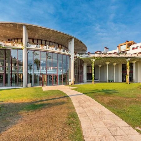 Resort Parque Botanico Club & Country 埃斯特波纳 外观 照片